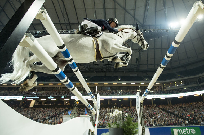 Bertram Allen and Molly Malone V flying to victory in Stockholm. Photo (c) Mikael Persson/MiP Media.