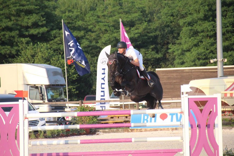 Jerome Guery won Friday's feature class in Mons on Zojasper. Photo (c) World of Showjumping.