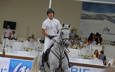 Sergio Alvarez Moya with Carlo 273