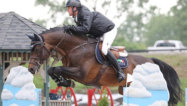 Darragh Kenny takes top two spots in $5,000 1.45m Open Jumpers at Kentucky Spring Horse Show