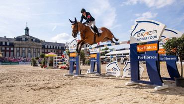 Charlotte Bettendorf makes it all the way to the top in Münster