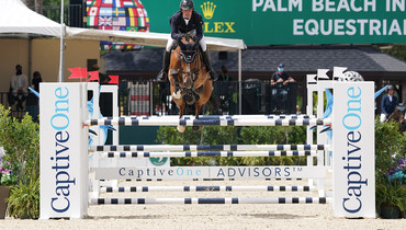 Darragh Kenny is king, extending series lead after winning the $50,000 CaptiveOne Advisors 1.50m Grand Prix
