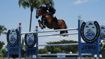 Menezes masters the $37,000 JTWG qualifier CSI3*, galloping to victory aboard H5 Elvaro
