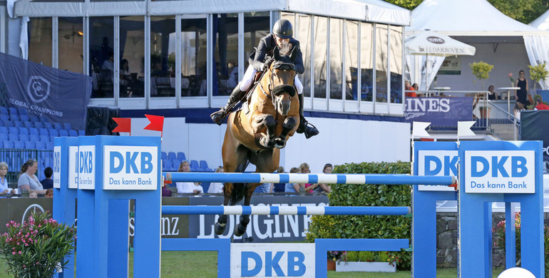 Zinius holds on as no. one on the WBFSH Rolex World Ranking List