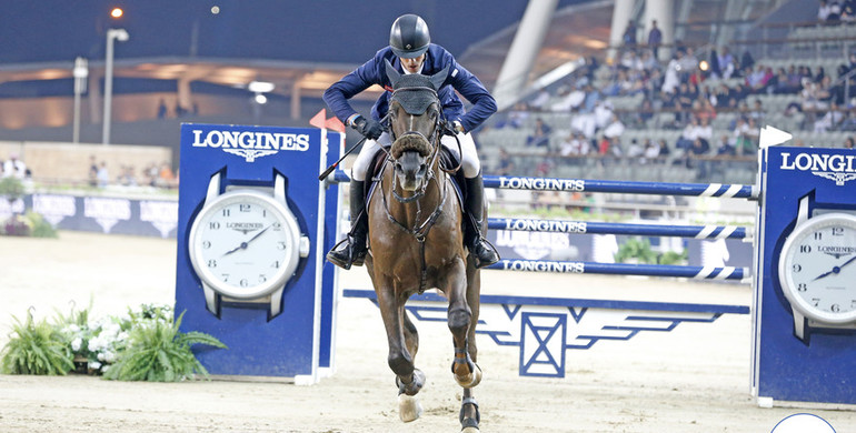 Harrie Smolders continues to top the Longines Ranking