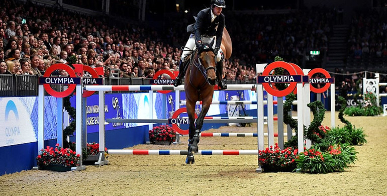 Darragh Kenny and Important de Muze win The Santa Stakes at Olympia