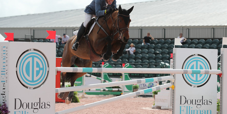 Richard Fellers goes east to open WEF week 6 with a win