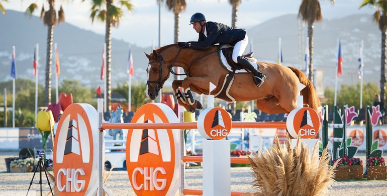 Edwin Smits and Farezzo take the top honours in the CSI2* 1.45m Grand Prix presented by CHG at the Autumn MET