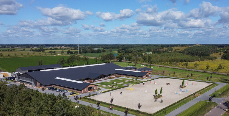 Stalls & apartments for rent at luxury equestrian facility – Next to the Peelbergen