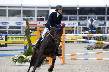 Carlow van de Helle - here with Erica Swartz. Photo (c) Jenny Abrahamsson.