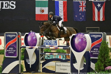 Kent Farrington and Voyeur. Photo (c) Rebecca Walton/Phelpssports.com.