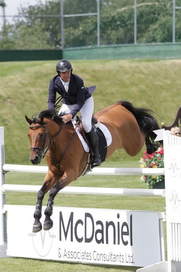 Hardin Towell with New York. Photo (c) Spruce Meadows Media Services.