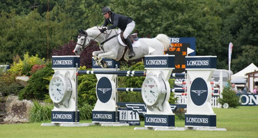 David Simpson wins the Templant Events Queen Elizabeth II Cup at Hickstead. Photo (c) Sian Hayden.