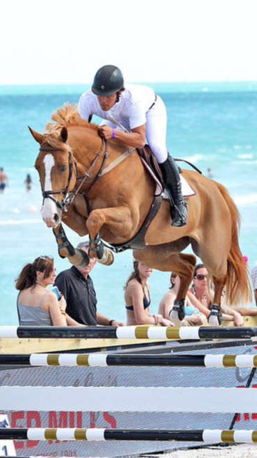 Don Vito (Quaprice Z x Jus de Pomme) and Sergio Alvarez Moya. Photo (c) Lauren Fisher/Jump Media LLC.