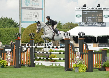 Georgina Bloomberg and Crown 5 win $10,000 Royalton Farms Open Jumper Class. Photo (c) Shawn McMillen.