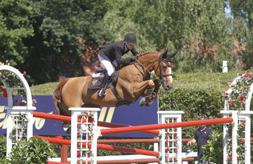 Edwina Tops-Alexander and Itot du Chateau in action in Hamburg.