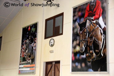 Cumano and Valentina - medalists at the World Equestrian Games in 2006 and 2010 - decorate Lansink's beautiful indoor.