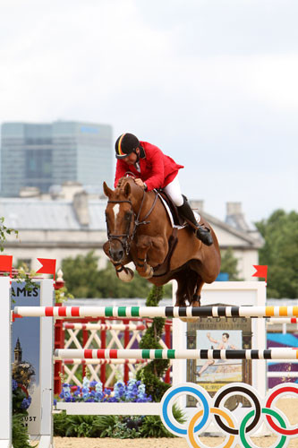 Philippe Le Jeune and Vigo d'Arsouilles - reigning World Champions - were clear. Photo by © 2012 Ken Braddick/dressage-news.com.