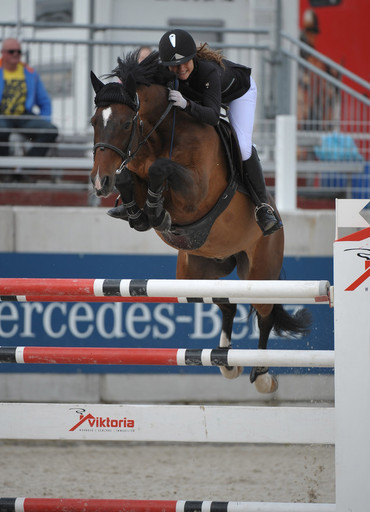 Zsofia Vandor won the Young Rider Grand Prix at CSIO Lamprechtshausen on Quintus. Photo © Fotoagentur Dill/www.fotoagentur-dill.de.