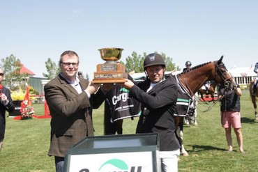 Jeff Lyle, Retail & Ruminant Business Leader, Cargill Feed & Nutrition with Eric Lamaze. Photo by Spruce Meadows Media Service. 