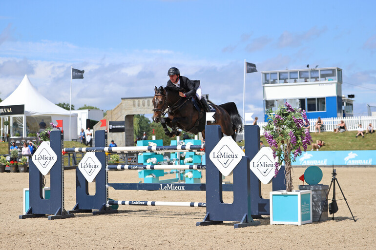 Photo © 1st Class Images/Bolesworth International.