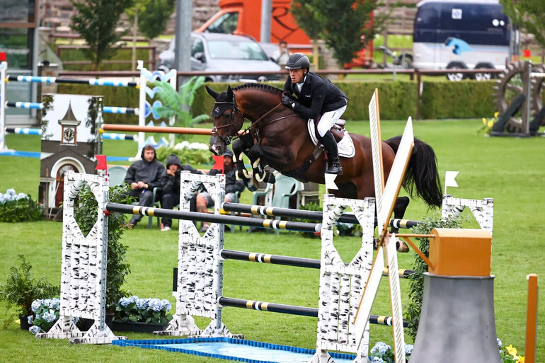 Photo © Longines Tops International Arena. 