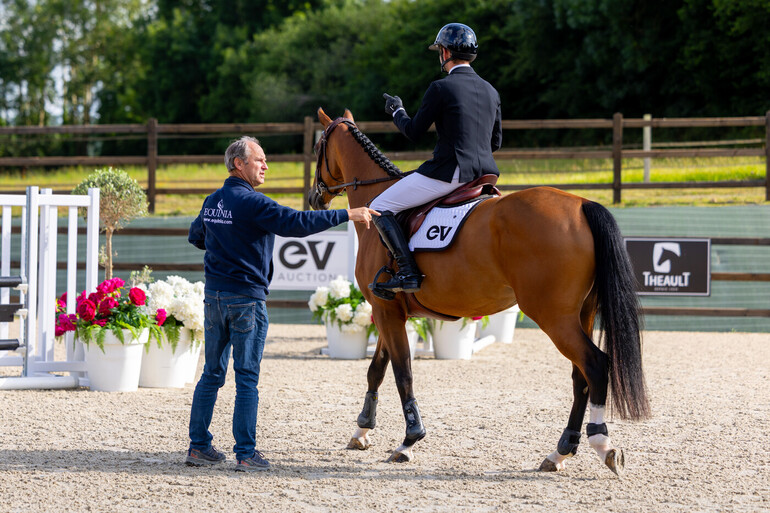 Equestrian Valley Auction
