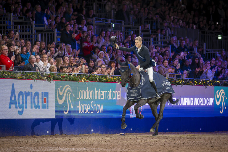 Photo © FEI/Jon Stroud Media.