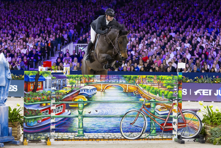 Photo © FEI/Leanjo de Koster.
