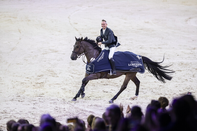 Photo © FEI/Leanjo de Koster.