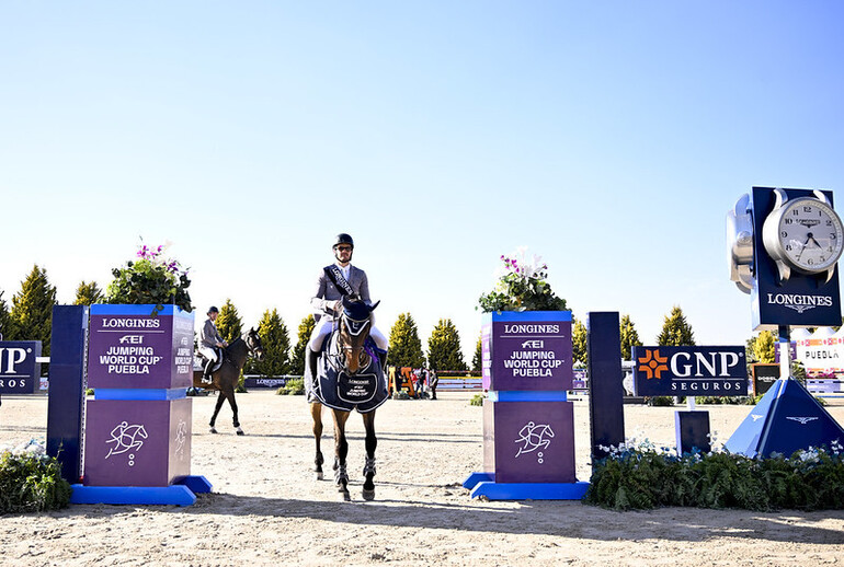 Luis Alejandro Plascencia O and Huberth B - winners of the Longines FEI Jumping World Cup™ North American League 2025/26 in Puebla. Photo © FEI/ Rodrigo Cecena.