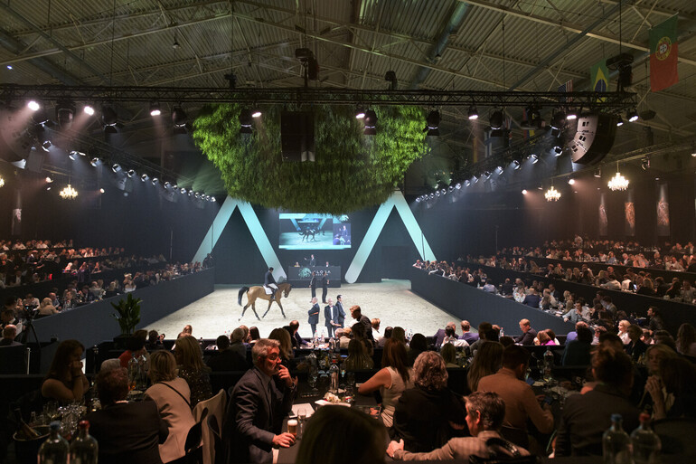 Photo © Aloga Auction