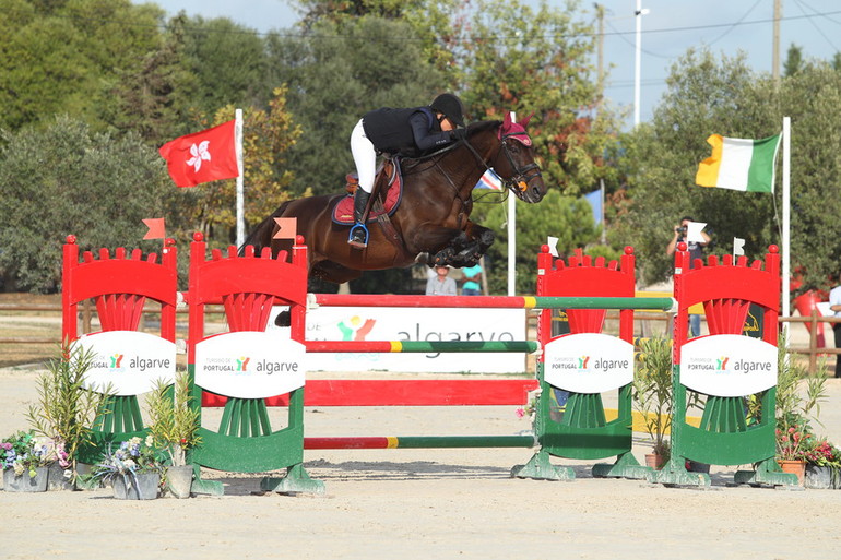 Adeline Hecart and Pasha Du Gue won the CSI3* Grand Prix in Vilamoura. Photo (c) One Shot.