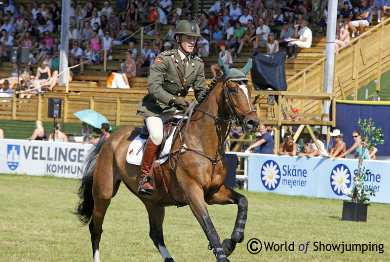 Captain Michael Kelly with Ringwood Glen. Photo (c) Jenny Abrahamsson.