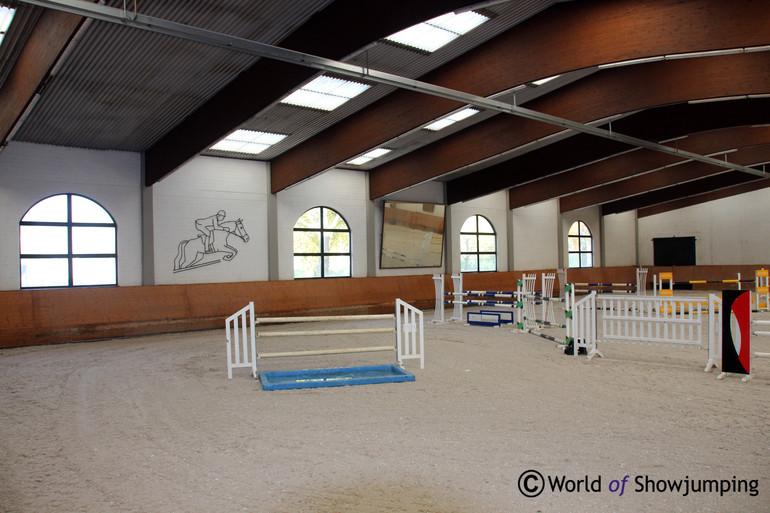 The indoor at Gestüt Prinzenberg.