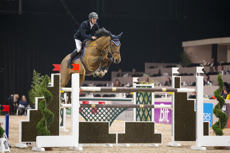 Pieter Devos and Espoir on their way to victory in Drachten. Photo (c) Digishots/www.digishots.nl.