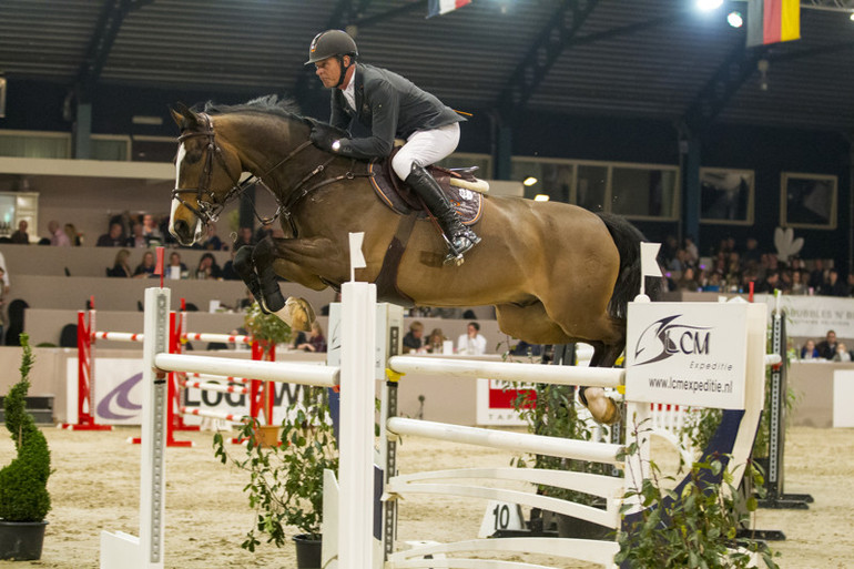 Jeroen Dubbeldam and Classic Man V won Saturday's feature class in Drachten. Photo (c) Leanjo de Koster/www.digishots.nl. 