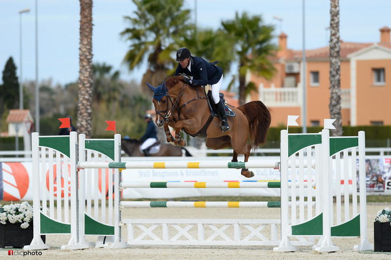 Germany's Andreas Knipling won Thursday's 7-year-old class on Papa Roach. Photo (c) Hervé Bonnaud / www.1clicphoto.com.