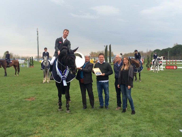 Jur Vrieling won the CSI3* Grand Prix in Arezzo on VDL Glasgow vh Merelsnest. Photo (c) Toscana Tour.