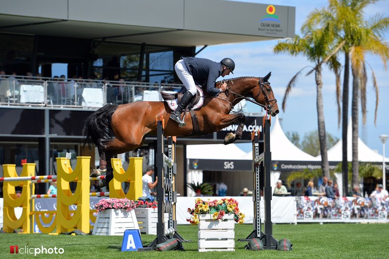 Robert Vos and Carat won the C.H.G Grand Prix in Oliva Nova on Sunday. Photo (c) Hervé Bonnaud / www.1clicphoto.com. 