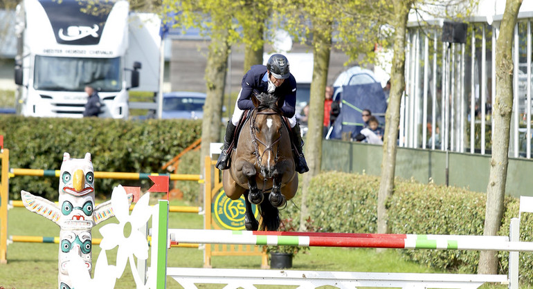 Julien Epaillard with Quatrin de la Roque. Photo (c) Tiffany van Halle. 