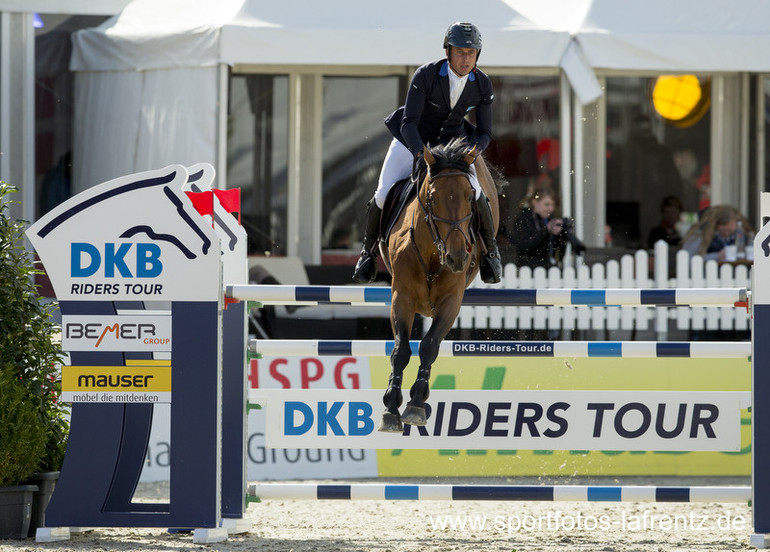 Julien Epaillard with Safari d'Auge. Photo (c) Stefan Lafrentz.