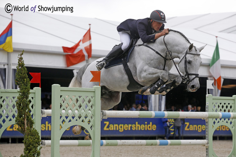 Piet Raijmakers Jr with Van Schijndel's Cosun. Photo (c) Jenny Abrahamsson.