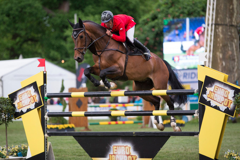 Pius Schwizer and Leonard de la Ferme won the Lotto Hessen-Preis in Wiesbaden. Photo (c) WRFC/Lafrentz.