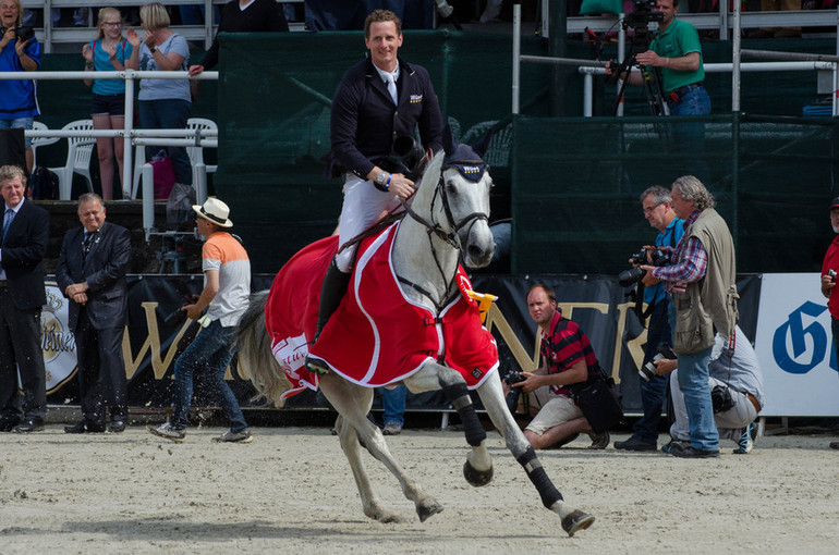 Felix Hassmann has been on fire in Nörten-Hardenberg, and today he won the Grand Prix on Cayenne WZ. Photo (c) Carolin Wortmann/ CJW Photography.