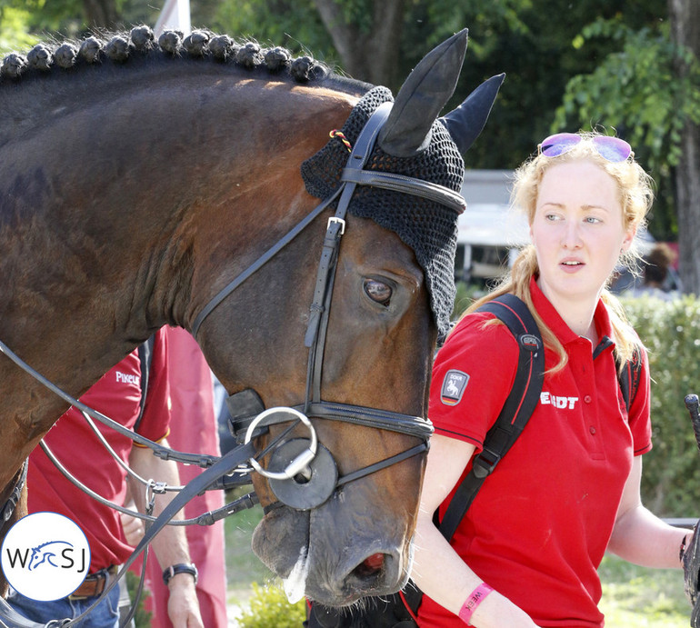 Annamari with her favorite Van Gogh. All photos (c) World of Showjumping. 