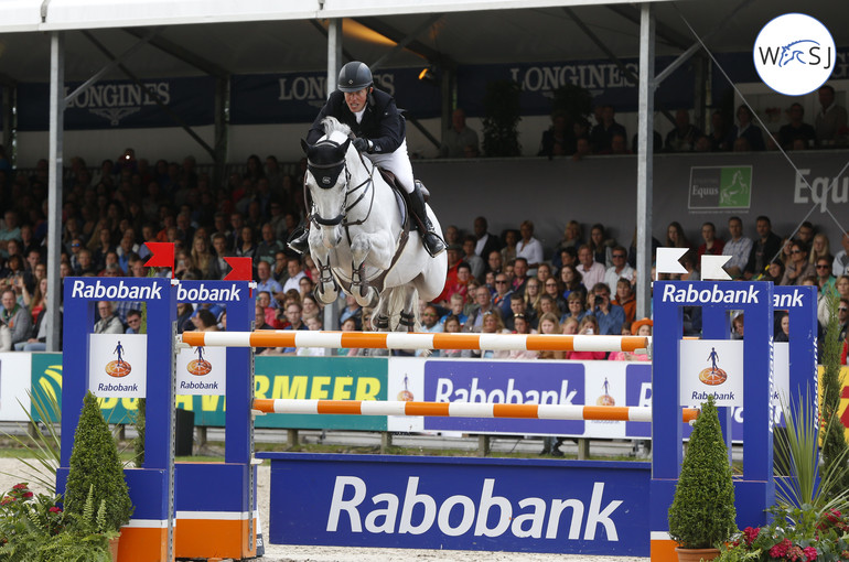 Gerco Schröder and Glock's Cognac Champblanc opened the class, and delivered the first clear round. 