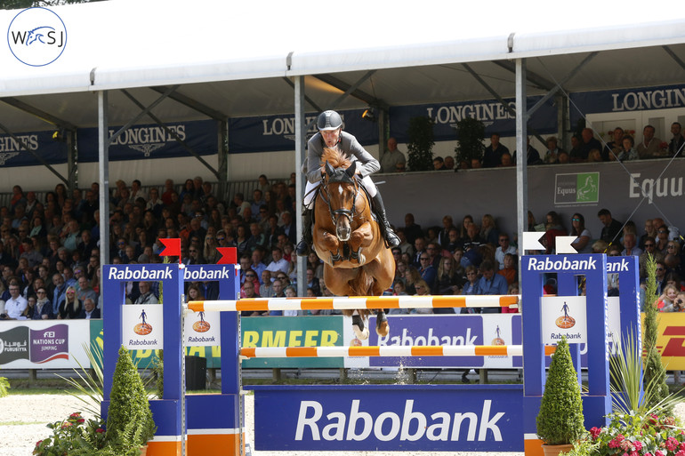 Ludger Beerbaum and Casello continue their great form, and jumped double clear. 