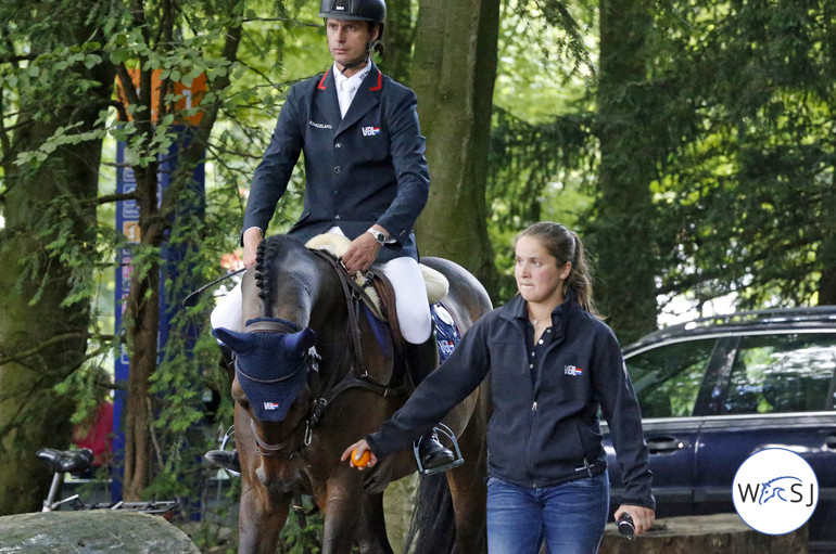 Always a clementine for VDL Groep Zidane N.O.P., which originally was a trick to make him calm entering the ring.