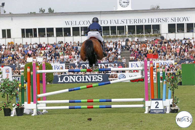 Rolf-Göran Bengtsson with Unita Ask did two beautiful clear rounds helping the Swedes taking the second place.